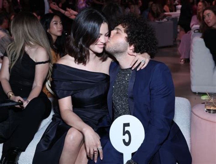 Is Selena Gomez Expecting A Baby? Unveiling The Pregnancy Rumors