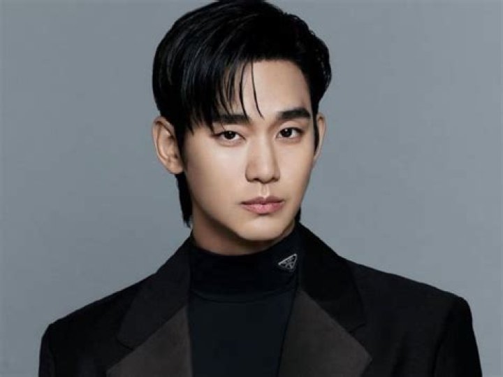 Kim Soohyun's Dating Life: The Truth Revealed