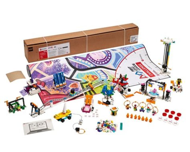 The Creative Duo: Poppy And Ben's LEGO Masterpiece