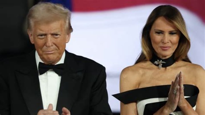 Unraveling The Mystery: How Old Is Donald Trump Jr.'s Girlfriend?